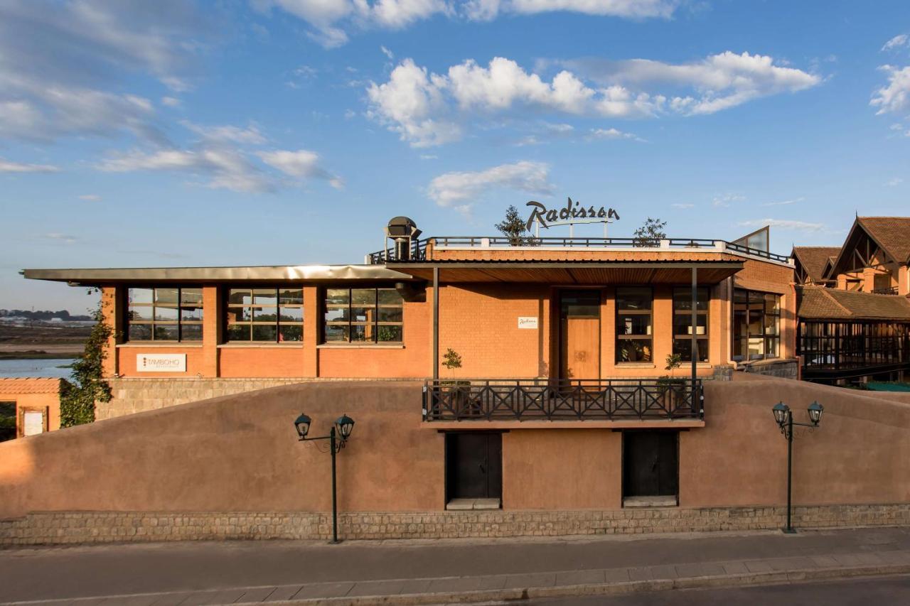 Radisson Hotel Tamboho Waterfront Антананариву Екстериор снимка