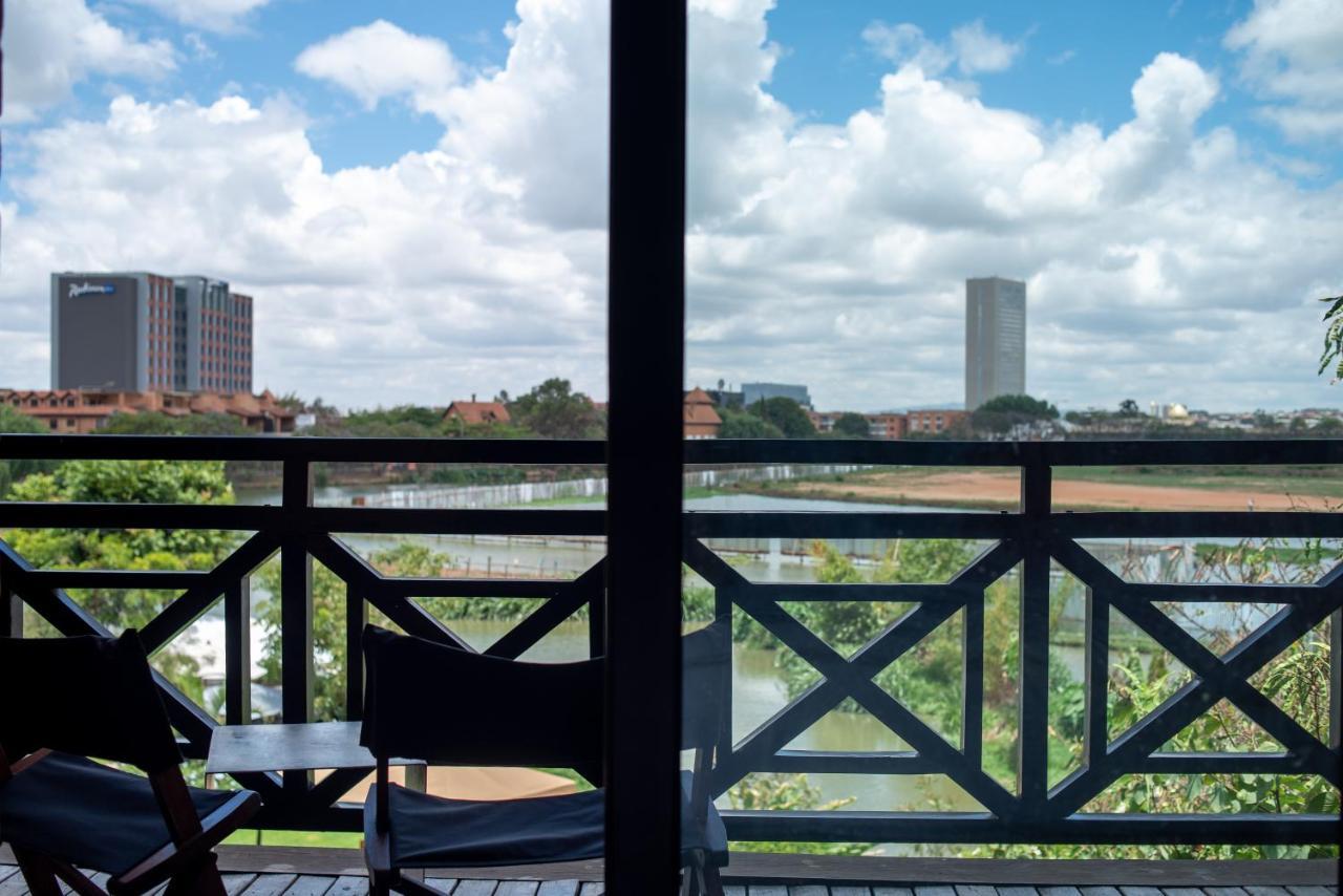 Radisson Hotel Tamboho Waterfront Антананариву Екстериор снимка